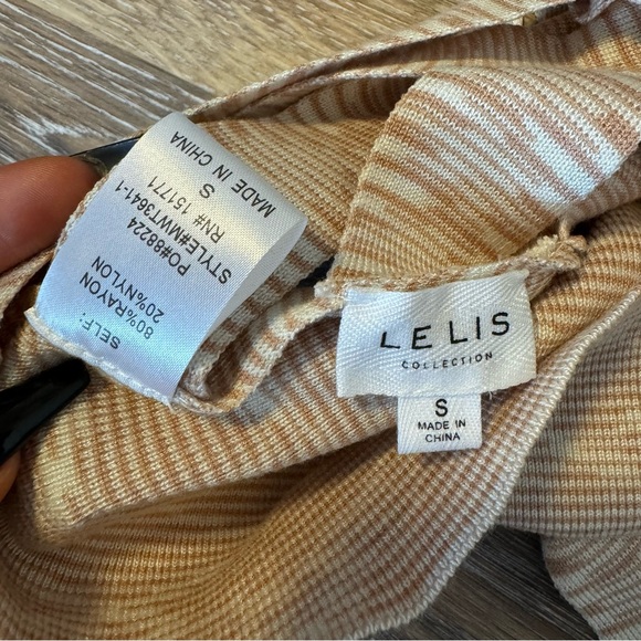 Lelis Top - Picture 5 of 5